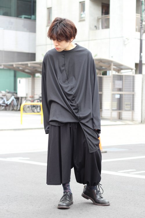 ANREALAGE [アンリアレイジ] BALL CUT SEW ＜ボールカットソー＞ ブラック