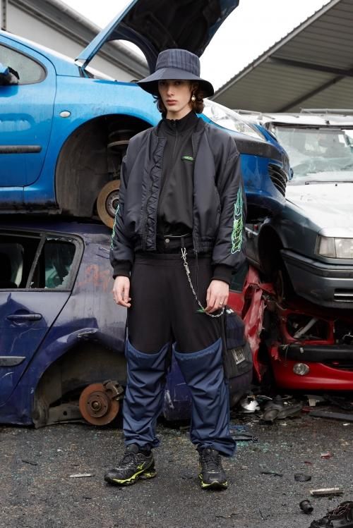 JieDa [ジエダ] SWITCHING LONG BRIM BUCKET HAT ＜スイッチングロング 