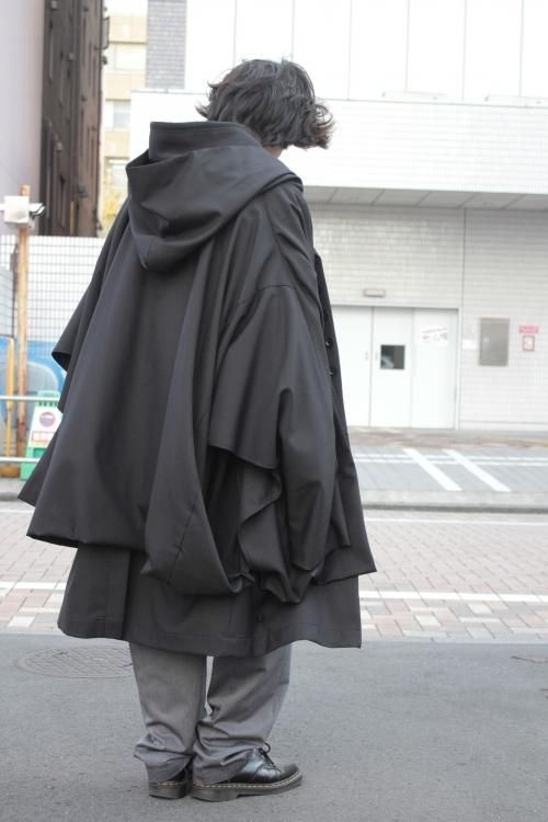 Ground Y Yohji Yamamoto [グラウンドワイ ヨウジヤマモト] Gaberdine Layered Cape Coat  ＜ギャバジンレイヤードケープコート＞ GA-T01-100 ブラック