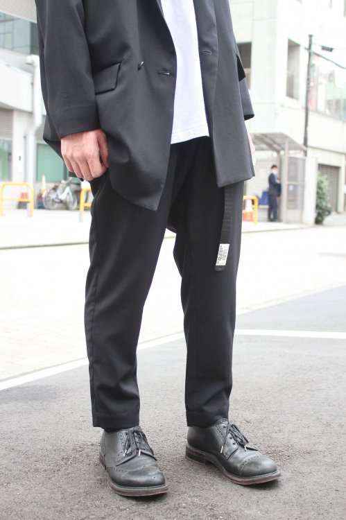 Dulcamara [ドゥルカマラ] YOSOIKI slim tapered PT 20AW ＜よそいきスリムテーパードパンツ 20秋冬＞  D220-P126 ブラック