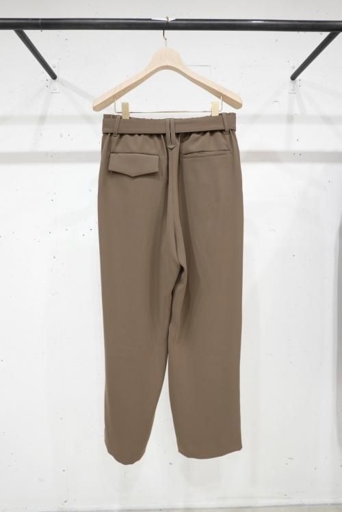 CULLNI [クルニ] Belt Tuck Slacks Pants ＜ベルトタックスラックス ...