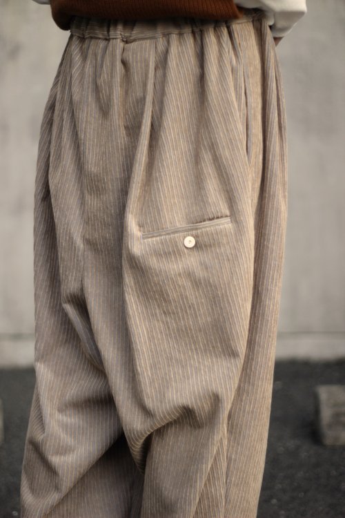 Dulcamara [ドゥルカマラ] CORDUROY TUCK WIDE PANTS ＜コーデュロイ