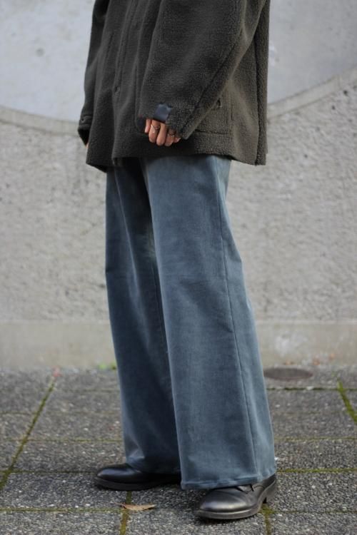 LAD MUSICIAN [ラッドミュージシャン] STRETCH CORDUROY WIDE FLARE PANTS ＜ストレッチコーデュロイ ワイドフレアパンツ＞ 2221-525 ダークスレート（ブルーグリーン）