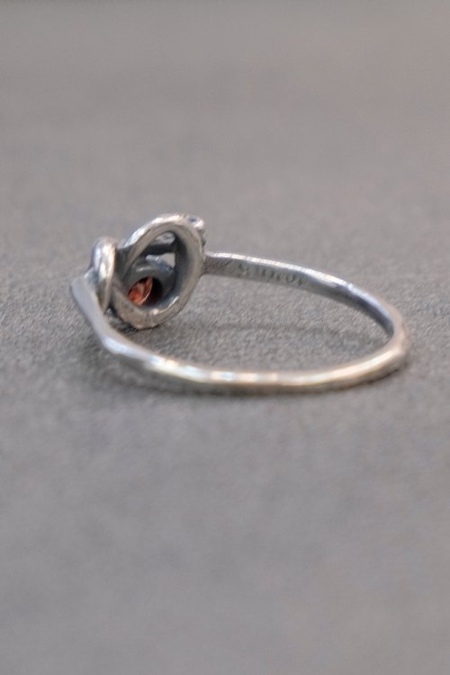 gunda [ガンダ] garnet stealth ring ＜ガーネットステルスリング＞ シルバー×レッド