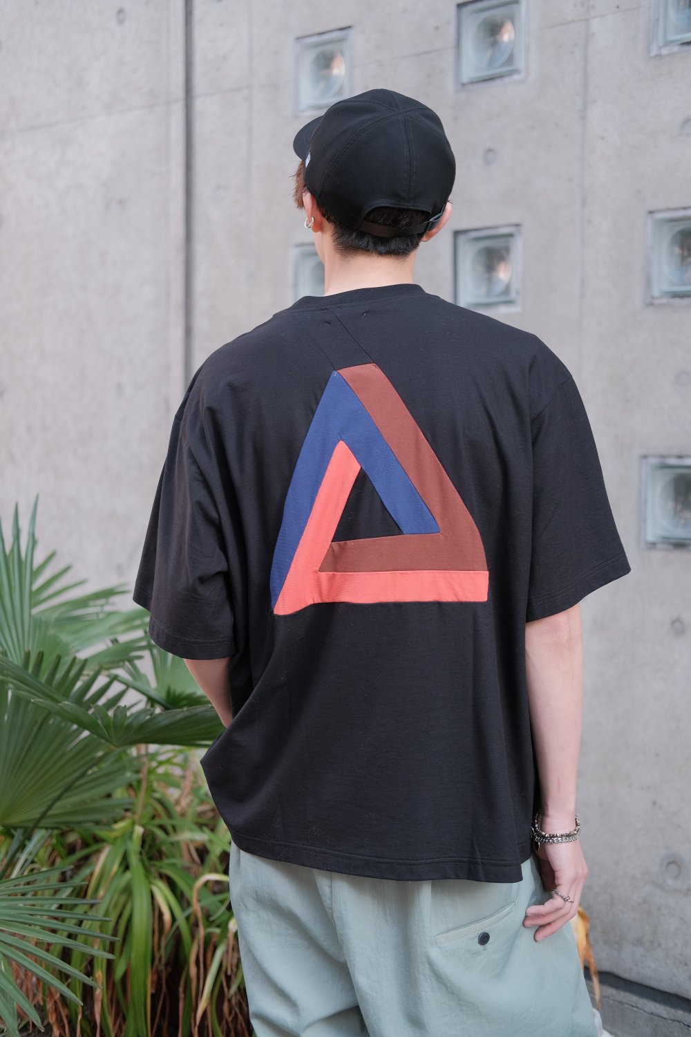 STOF [ストフ] Penrose Triangle Tee ＜ペンローズトライアングルT