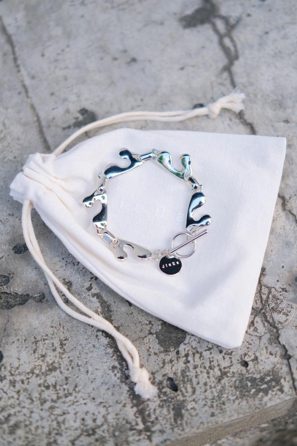 JieDa [ジエダ] J CHAIN BRACELET＜ロゴチェーンブレスレット