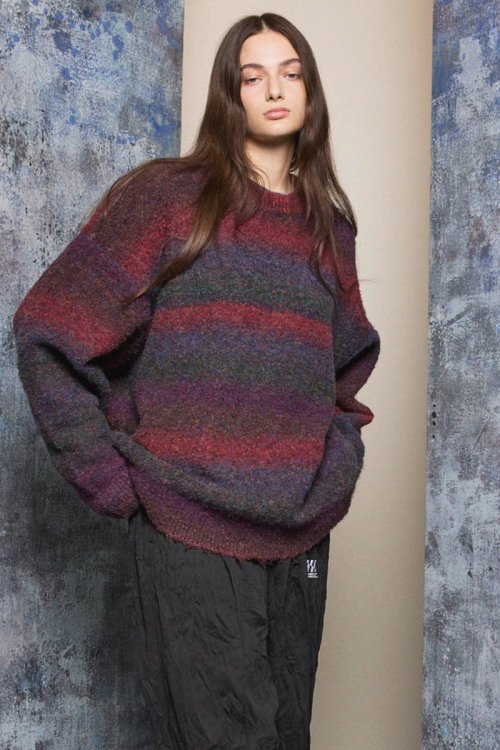 MAISON SPECIAL [メゾンスペシャル] MOKOMOKO Gradation Border Prime-Over Crew Neck  Knit Pullover 11242361202 2024AW 2色展開(PURPLE RED/BLUE GREEN)