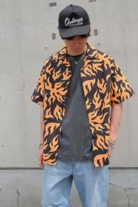 <img class='new_mark_img1' src='https://img.shop-pro.jp/img/new/icons2.gif' style='border:none;display:inline;margin:0px;padding:0px;width:auto;' />ڥ饹1CHALLENGER/󥸥㡼 S/S FIRE SHIRT/ե䡼 CLG-SH 025-004 2025SS ORANGE-BLACK