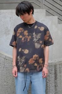 <img class='new_mark_img1' src='https://img.shop-pro.jp/img/new/icons2.gif' style='border:none;display:inline;margin:0px;padding:0px;width:auto;' />ڥ饹1LAD MUSICIAN åɥߥ塼 PAINT ROSE CAT T SHIRT ڥȥåT 2125-713 2025SS/ղ BEIGE