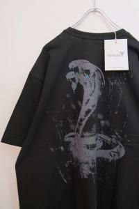 <img class='new_mark_img1' src='https://img.shop-pro.jp/img/new/icons2.gif' style='border:none;display:inline;margin:0px;padding:0px;width:auto;' />Ground Y Yohji Yamamoto 饦ɥ磻 襦ޥ SNAKE GRAPHIC PRINT T-SHIRT ͡T GP-T57-070 2025SS BLACK