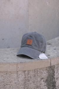 <img class='new_mark_img1' src='https://img.shop-pro.jp/img/new/icons2.gif' style='border:none;display:inline;margin:0px;padding:0px;width:auto;' />JieDa  LEATHER PATCH PIGMENT CAP 쥶ѥåԥȥå Jie-25W-GD15 2025AW BLACK