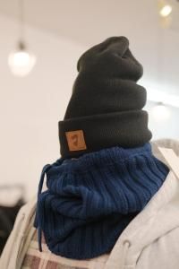 <img class='new_mark_img1' src='https://img.shop-pro.jp/img/new/icons2.gif' style='border:none;display:inline;margin:0px;padding:0px;width:auto;' />JieDa  LEATHER PATCH KNIT CAP 쥶ѥå˥åȥå Jie-25W-GD16 2025AW BLACK