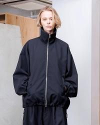 <img class='new_mark_img1' src='https://img.shop-pro.jp/img/new/icons2.gif' style='border:none;display:inline;margin:0px;padding:0px;width:auto;' />VOAAOV  BISHU WOOL GABARDINE ZIP BLOUSON 륮Х󥸥åץ֥륾 VOBZ-O92 2025AW/ BLACK