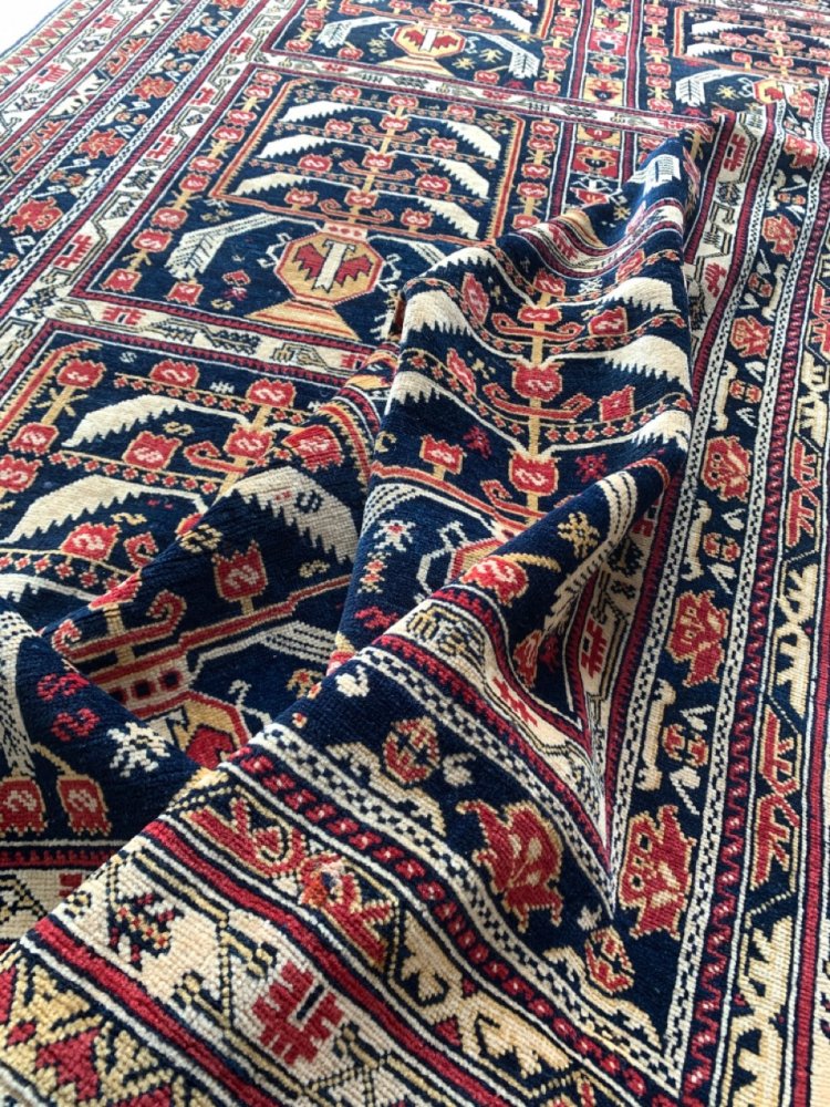 アフガン絨毯の中でも特に細かいアリホジャ