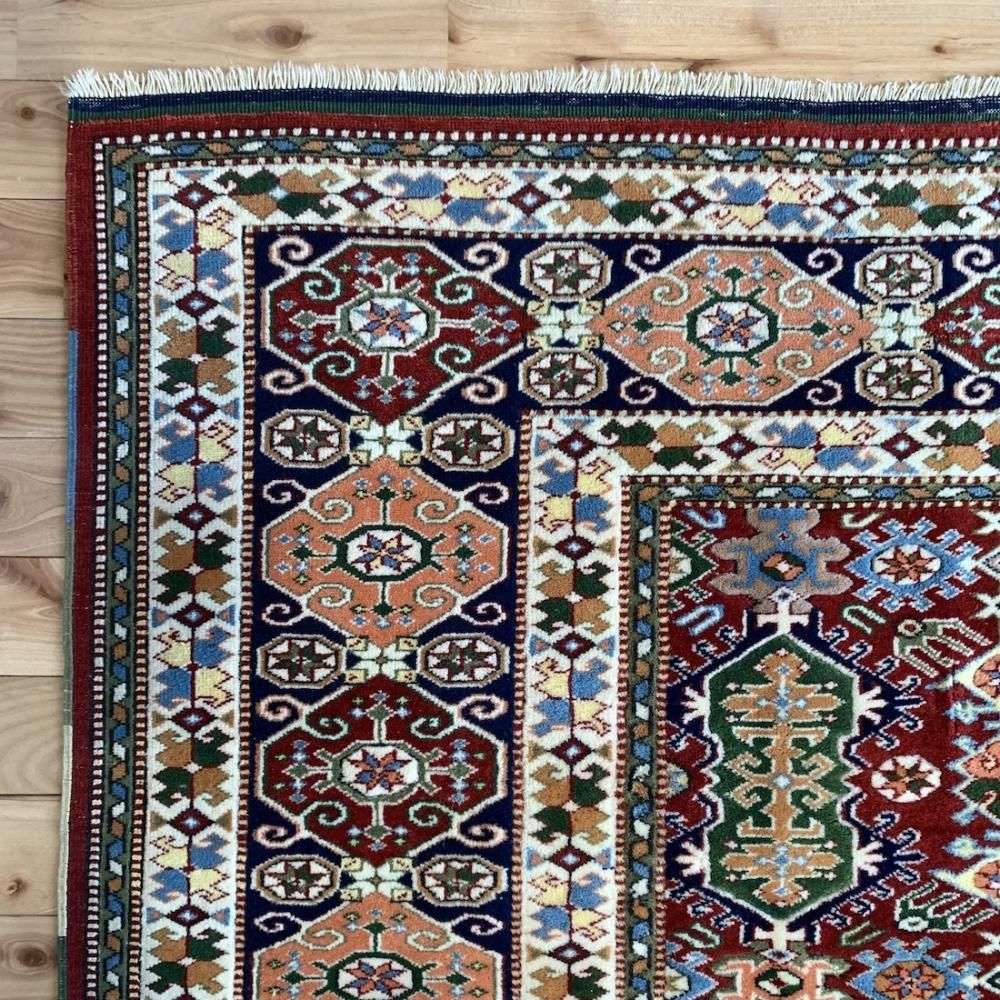 草木染めの素晴らしいトルコ絨毯 草木染めの素晴らしいトルコ絨毯