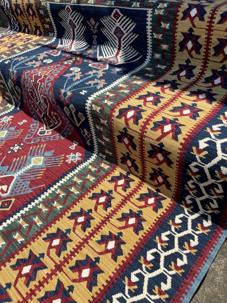 コレクション 緻密な織りのキリム 老舗工房による天然染料 186x130 - Anatolian Concept Old&New  手織ラグセレクトショップ