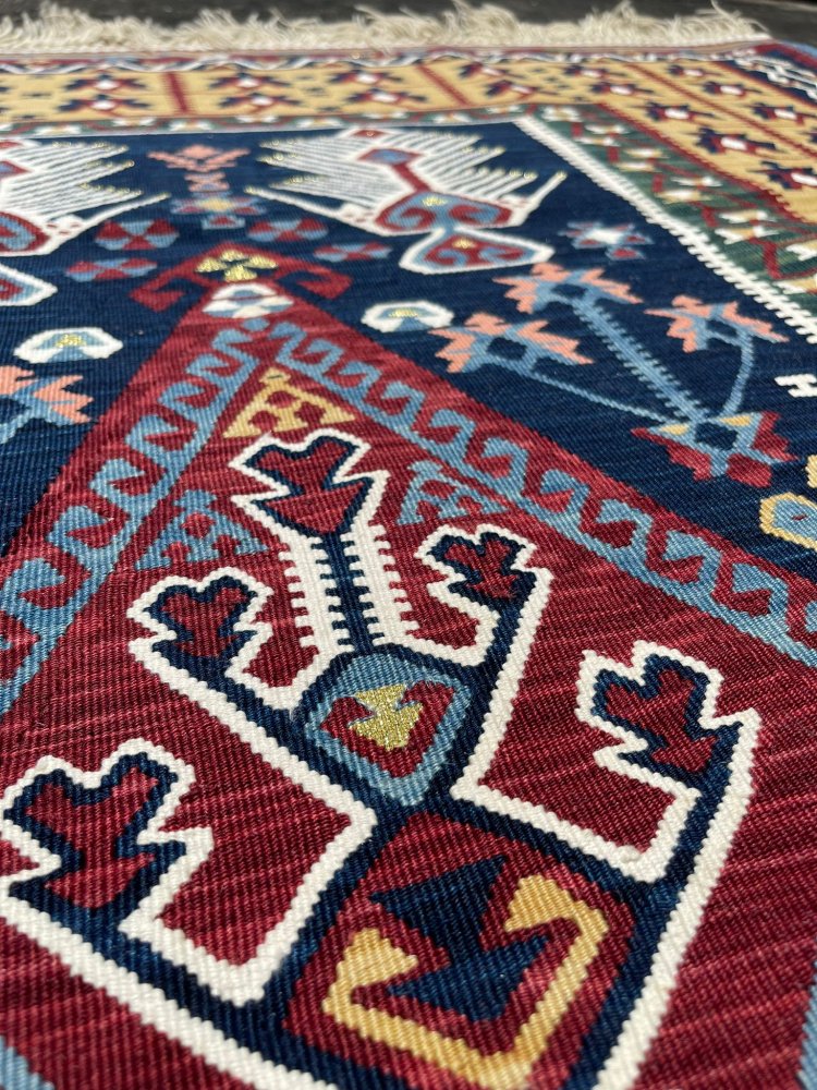 コレクション 緻密な織りのキリム 老舗工房による天然染料 186x130 - Anatolian Concept Old&New  手織ラグセレクトショップ