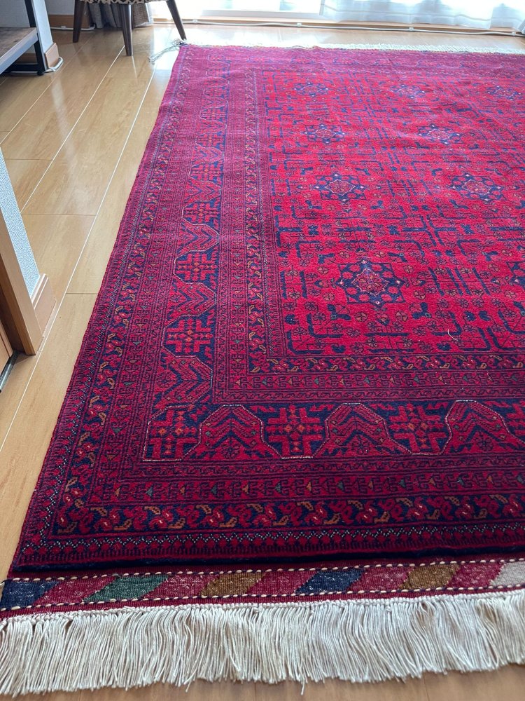 美しいアフガンの手織り絨毯、一生に一枚の素晴らしいクォリティです