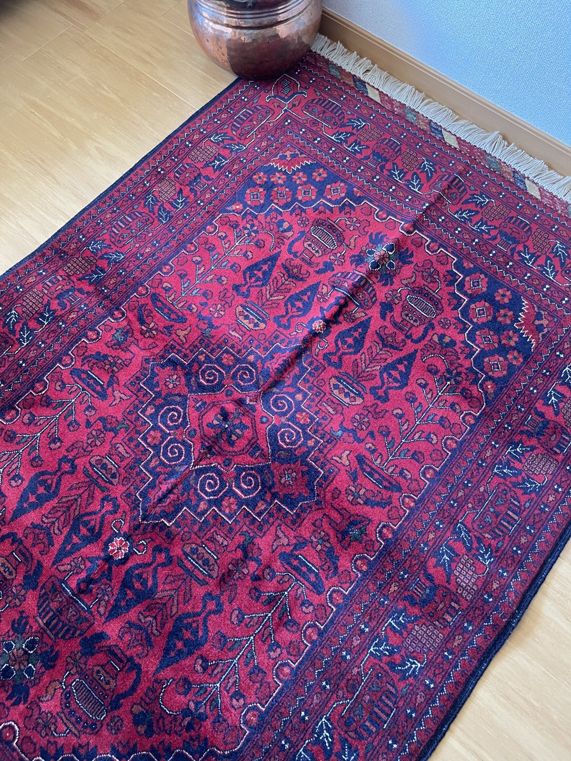 アフガン絨毯　美しくエレガントなビリジック　約155x104cm