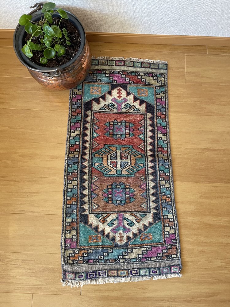 BOHO ヴィンテージ　トルコ絨毯　ヤストゥック　93x47cm - Anatolian Concept Old&New 手織ラグセレクトショップ