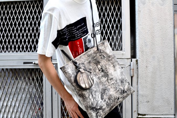カガリユウスケ（KAGARI YUSUKE）都市型迷彩 シンプルトートバッグ、BAG、鞄 カバンの通販-PALETTE art  alive（パレットアートアライヴ）-