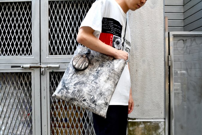 カガリユウスケ（KAGARI YUSUKE）都市型迷彩 シンプルトートバッグ、BAG、鞄 カバンの通販-PALETTE art  alive（パレットアートアライヴ）-