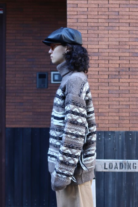 JOHN MASON SMITH（ジョンメイソンスミス）のFAIR ISLE HIGH NECK KNIT