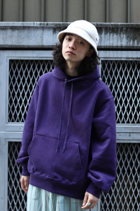 JOHN MASON SMITH（ジョンメイソンスミス）のPULLOVER HOODIE-EGGPLANT