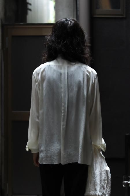 MASU（エムエーエスユー）のZIP-UP SILK SHIRTS-GREIGE（シルク