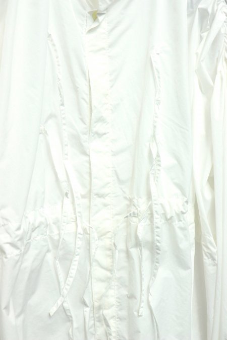 BELPER（ベルパー）のGATHERED NYLON SHIRT-WHITE（ギャザーナイロン