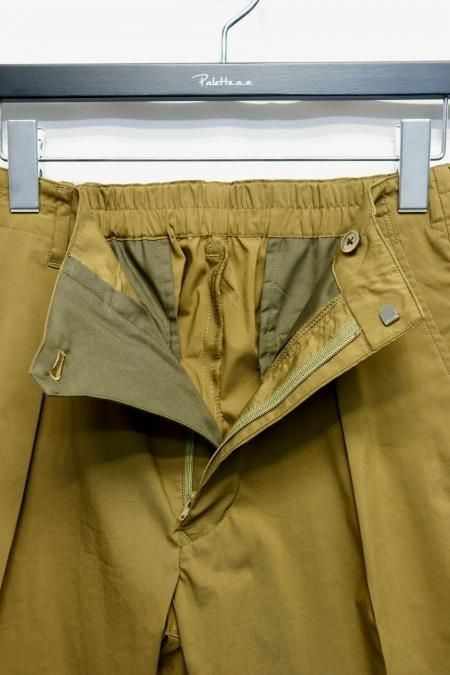 soe（ソーイ）のDaily Slacks-KHAKI（デイリースラック）の通販