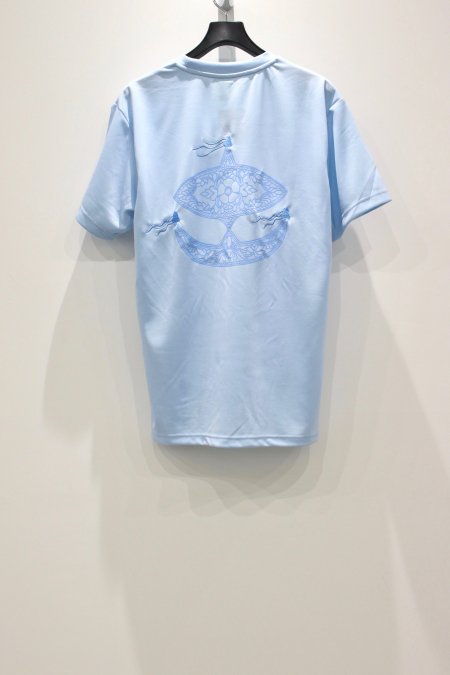 rajabrooke（ラジャブルック）のWAU LOGO DRY TEE-LT.BLUE（カットソー）の通販サイト-大阪 堀江 PALETTE art  alive（パレットアートアライヴ）-