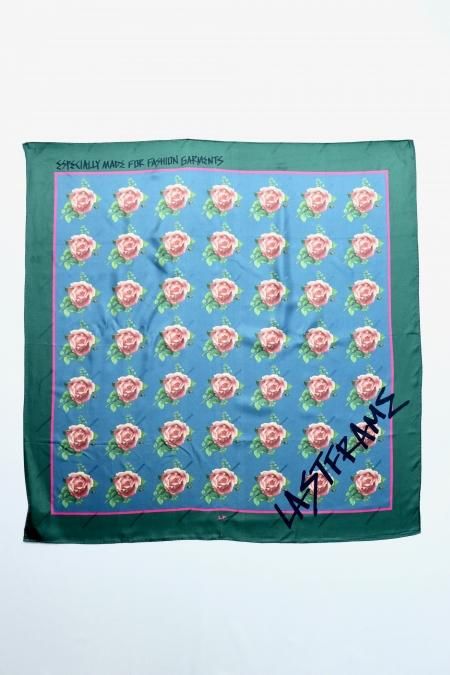 LASTFRAME(ラストフレーム)のROSE SCARF-GREEN x BLUE LASTFRAME(ラストフレーム)のROSE SCARF-GREEN x BLUE