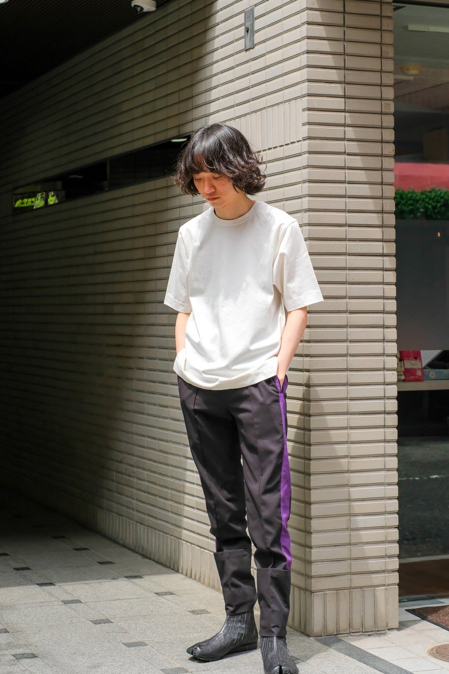 YUKI HASHIMOTO（ユウキ ハシモト）のSIDE LINED TROUSERS BLACK（スリムパンツ）の通販サイト-大阪 堀江  PALETTE art alive（パレットアートアライヴ）-