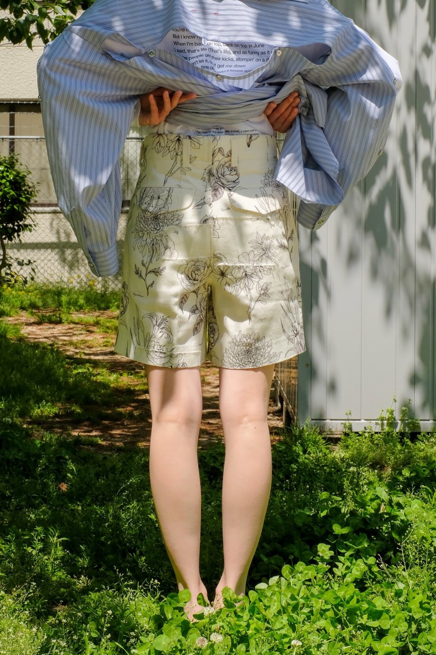 MASU（エムエーエスユー）のGRUNGE BOTANICAL SHORTS（ショートパンツ ...