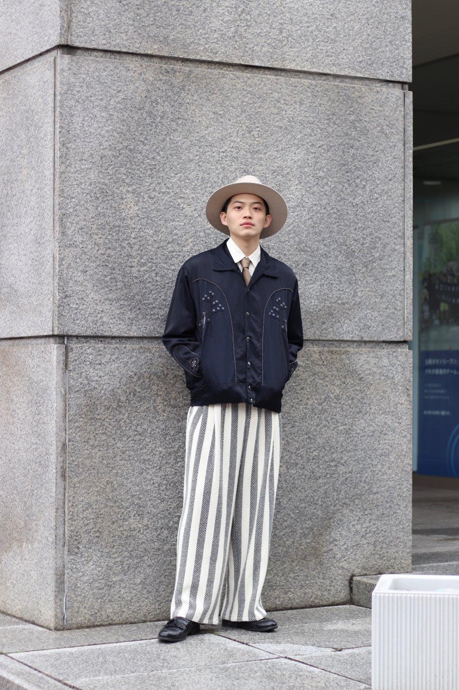 Urig（ウーリッヒ）のHB 3TUCK PANTS（ワイドパンツ）の通販サイト