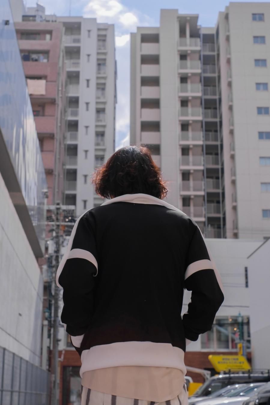 LITTLEBIG（リトルビッグ）のTrack Top-WHITE or BLACK