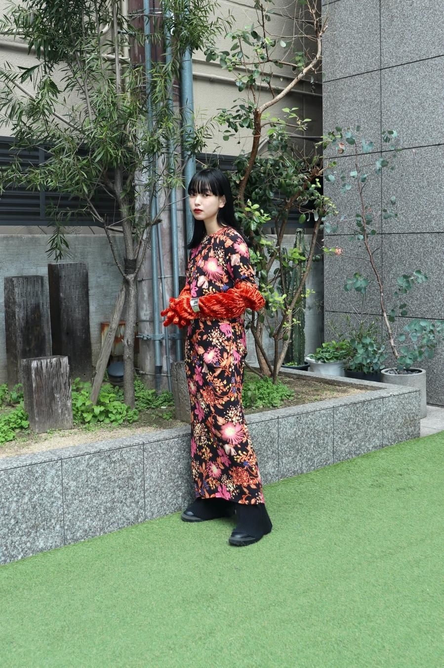 BELPER（ベルパー）のFLARE CUFFS DRESS BLACK（ワンピース）の