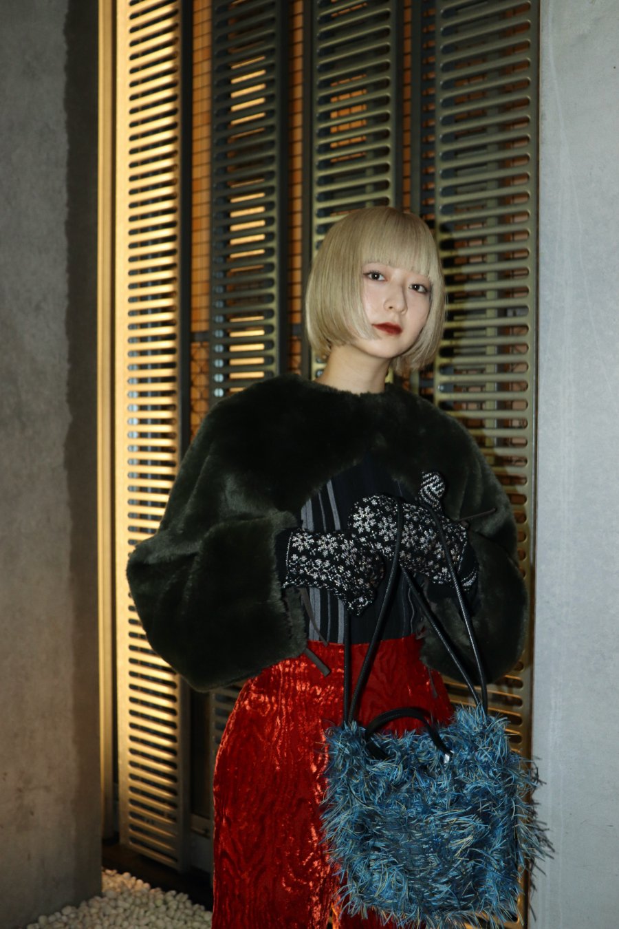 BELPER（ベルパー）のATTACHED FUR SLEEVES KHAKIの通販サイト-大阪 