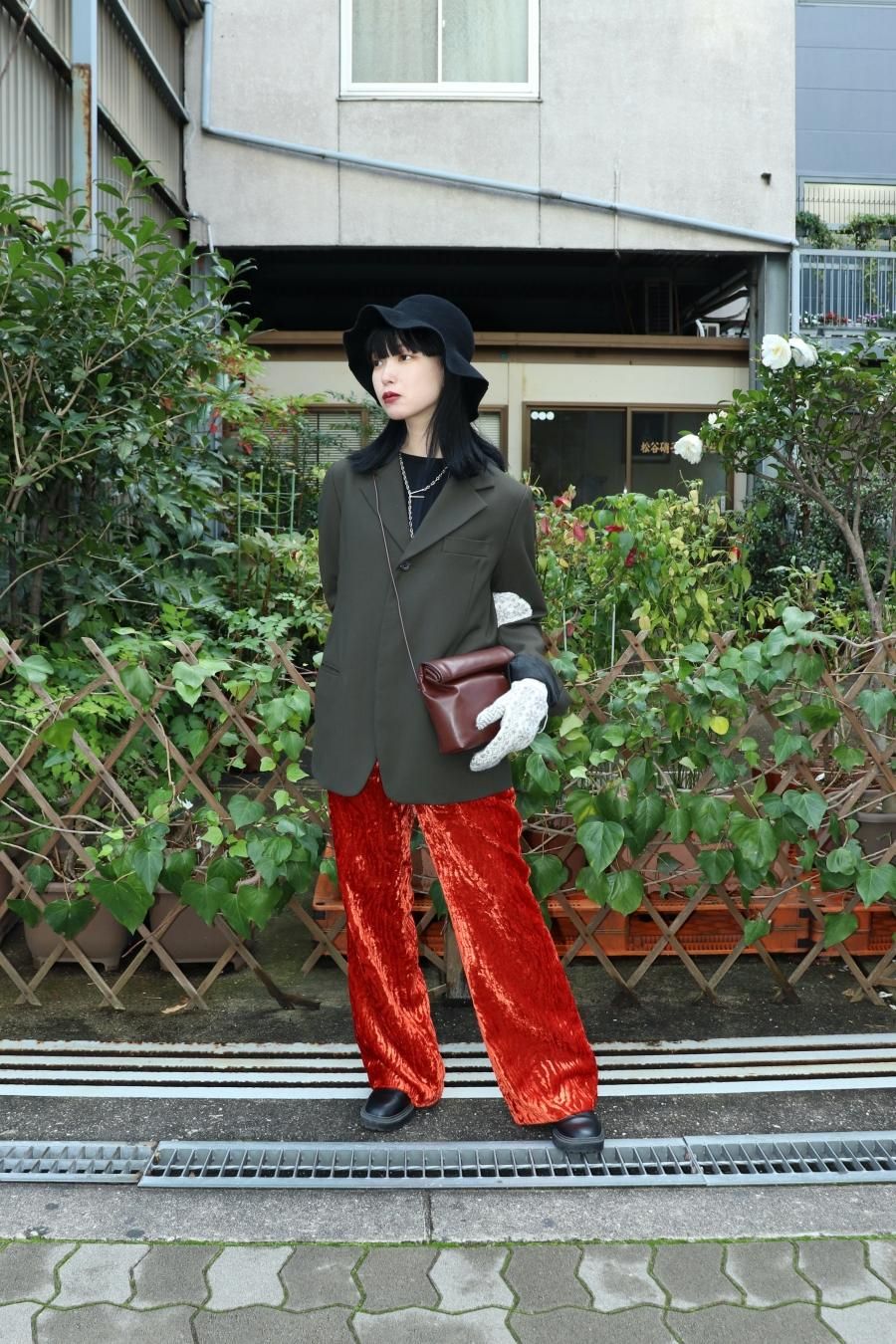 BELPER（ベルパー）のVELVET PANTS RED（パンツ）の通販サイト