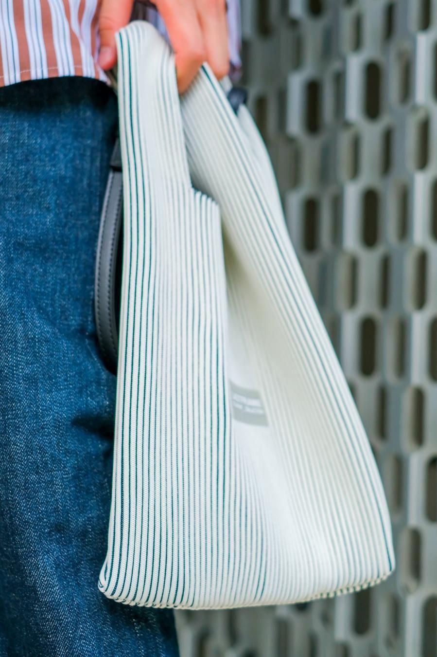LASTFRAME(ラストフレーム)のTWO TONE MARKET BAG SMALL IVORY x