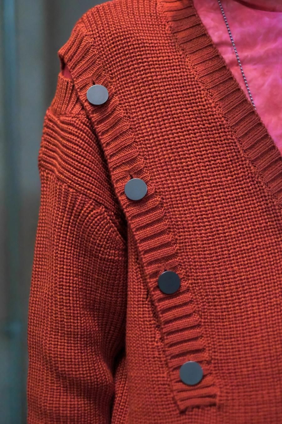 yuki hashimoto ダメージカーディガン YUKI HASHIMOTO（ユウキ ハシモト）のAGED CARDIGAN WITH BADGES