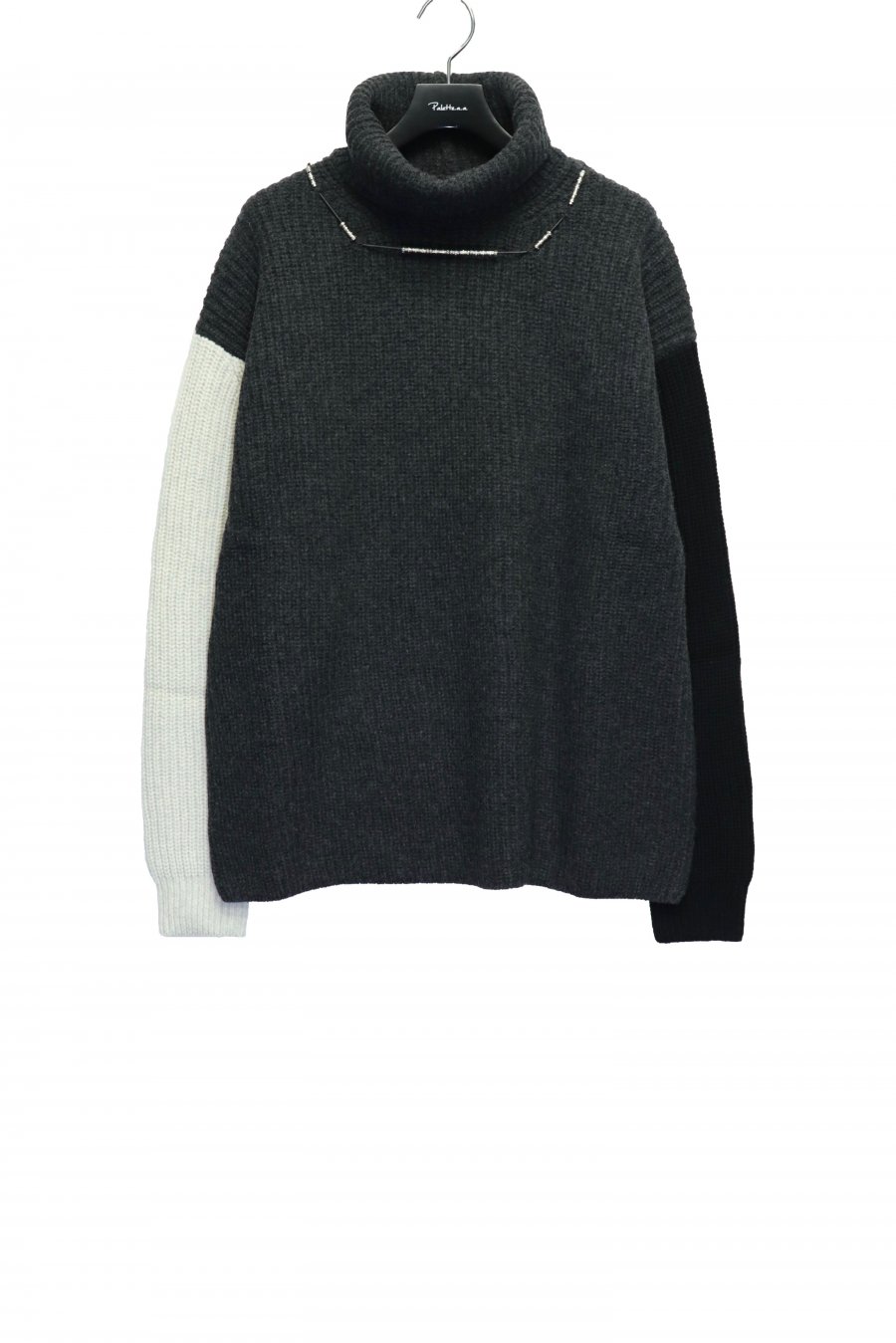 Children of the discordance  OVERSIZED CHANGEOVER HI-NECK KNIT(GRAY)<img class='new_mark_img2' src='https://img.shop-pro.jp/img/new/icons15.gif' style='border:none;display:inline;margin:0px;padding:0px;width:auto;' />