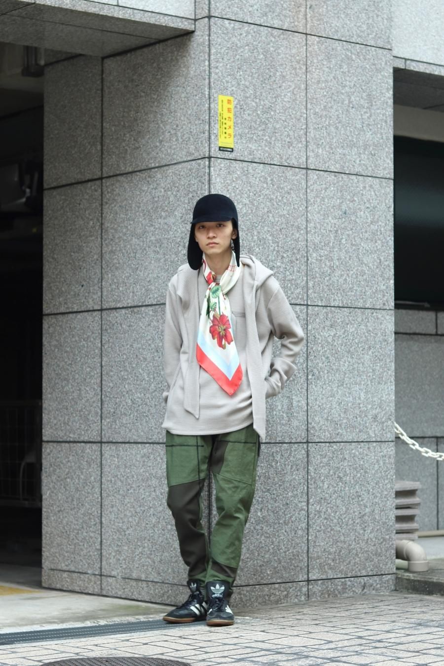 LASTFRAME（ラストフレーム）のCHAOS SCARF RED x AQUA