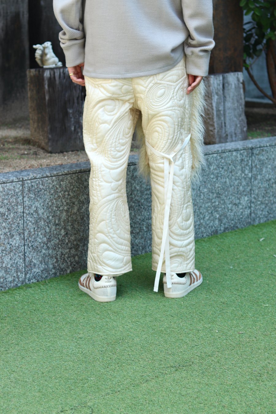 MASU（エムエーエスユー）のPSYCHEDELIC QUILTING TROUSERS CHAMPAGNE