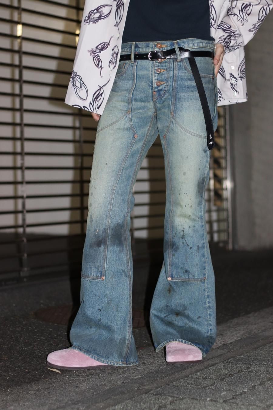 SUGARHILL OIL FADE DENIM PANTS | www.rjflaw.com