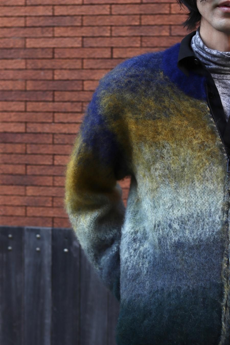 JIGNOTE(ジグノート)のGradation Mohair Knit Cardigan YELLOW JIGNOTE(ジグノート)のGradation Mohair Knit Cardigan YELLOW