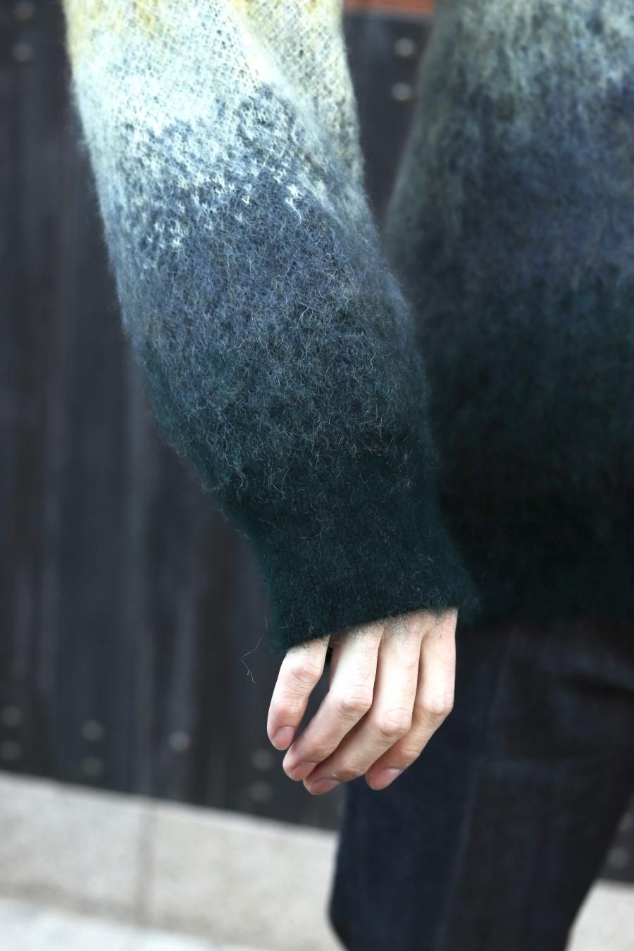 JIGNOTE（ジグノート）のGradation Mohair Knit Cardigan YELLOW
