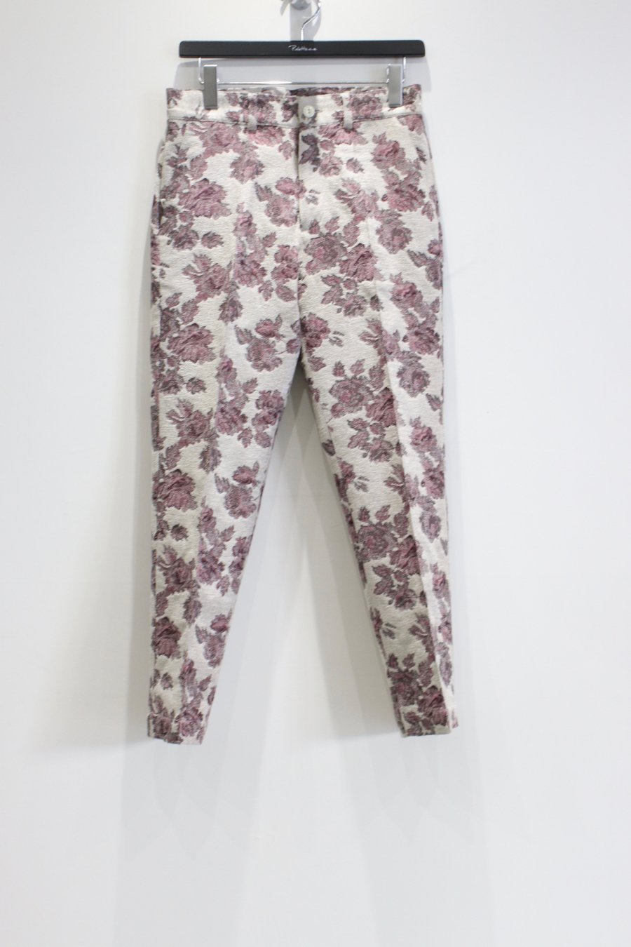 Urig  GOBELIN PIN TUCK PANTS(WISTERIA)<img class='new_mark_img2' src='https://img.shop-pro.jp/img/new/icons15.gif' style='border:none;display:inline;margin:0px;padding:0px;width:auto;' />