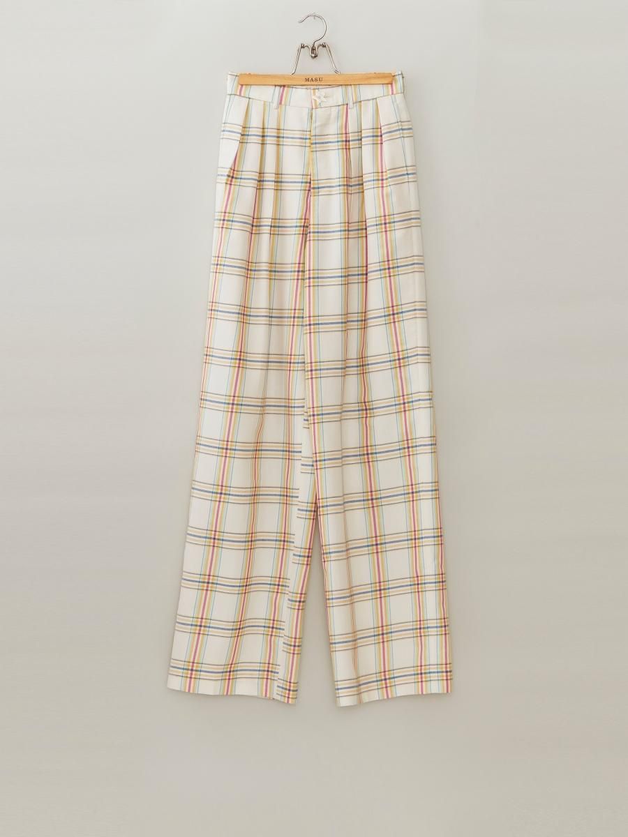 MASU（エムエーエスユー）の3 TUCK WIDE TROUSERS WHITEの通販サイト